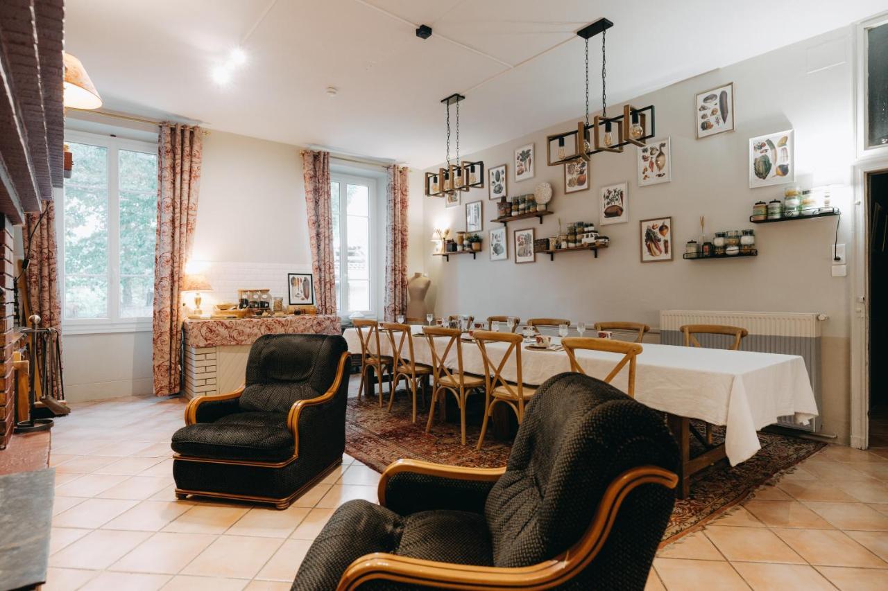 B&B Le Domaine Des Marcoujans Saint-Elix-le-Chateau Buitenkant foto